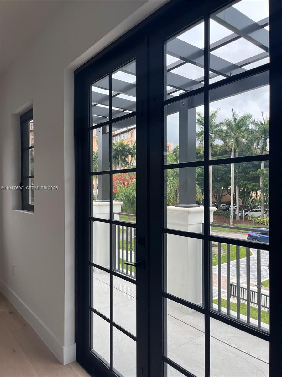CORAL GABLE COUNTRY CLUB - Residential