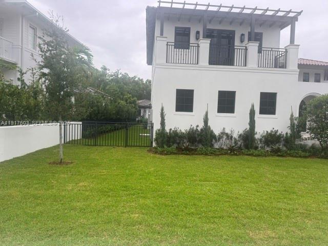 CORAL GABLE COUNTRY CLUB - Residential