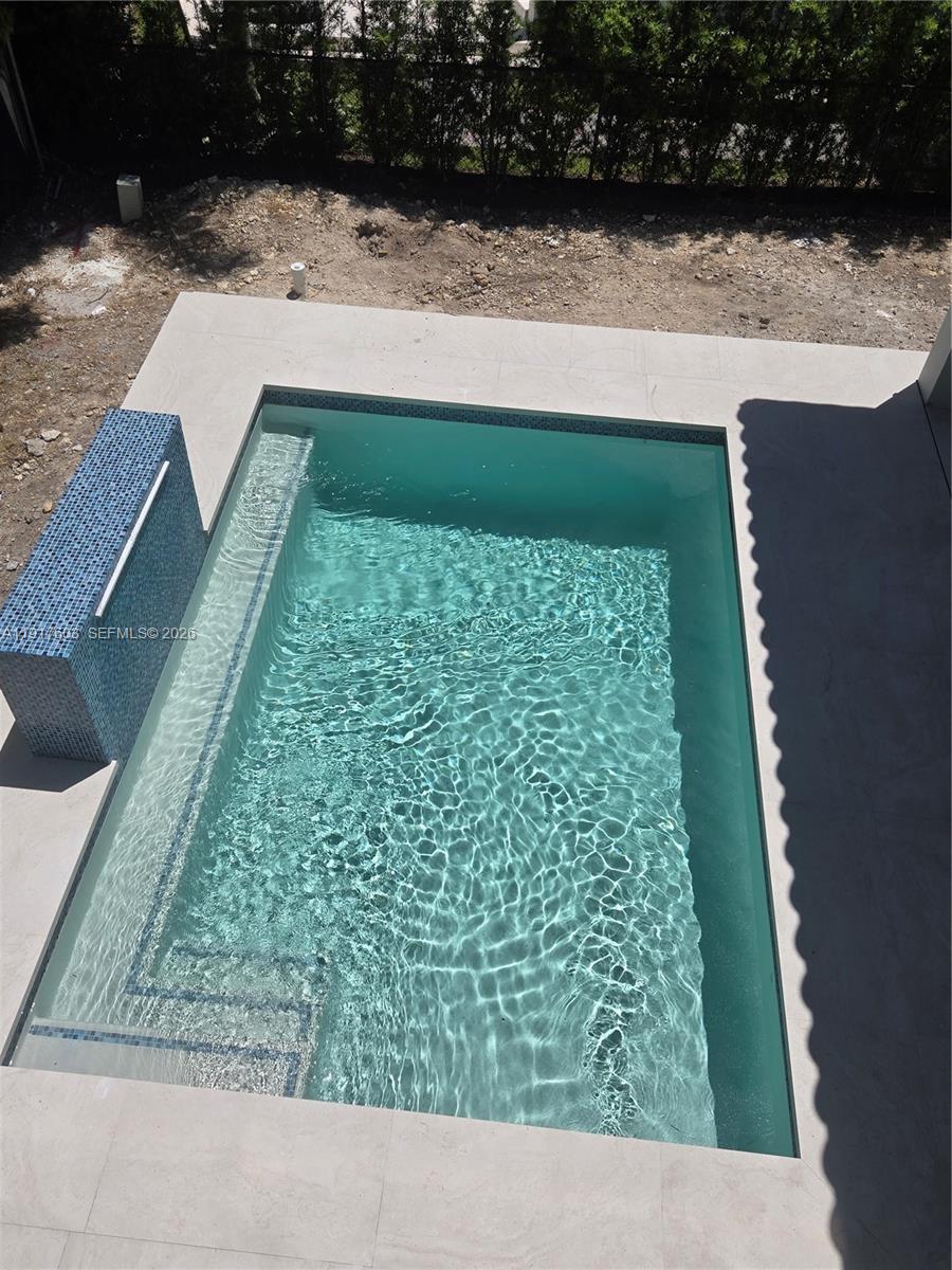CORAL GABLE COUNTRY CLUB - Residential