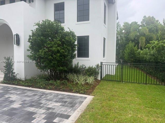 CORAL GABLE COUNTRY CLUB - Residential