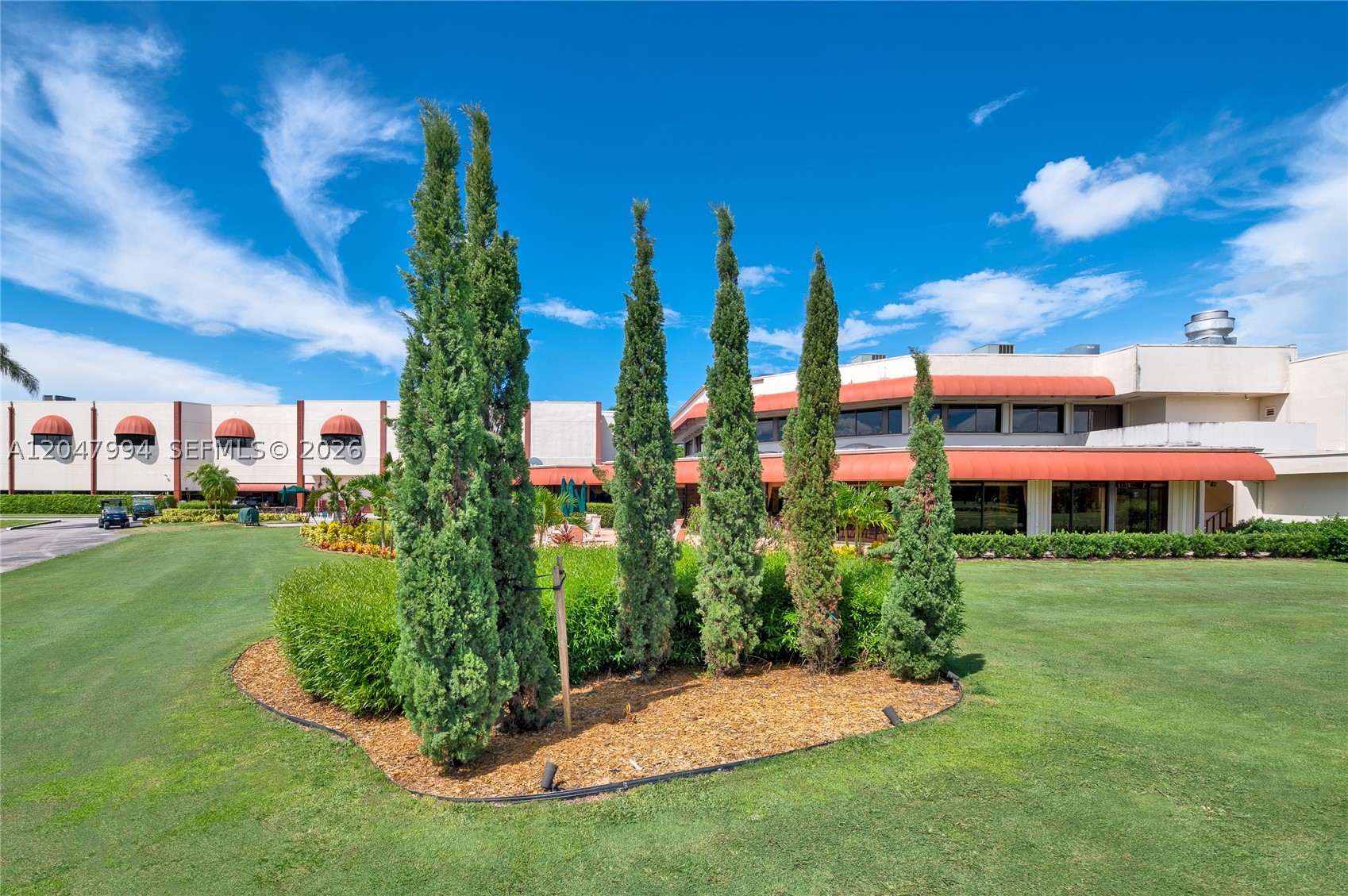 HOLLYBROOK GOLF - Residential