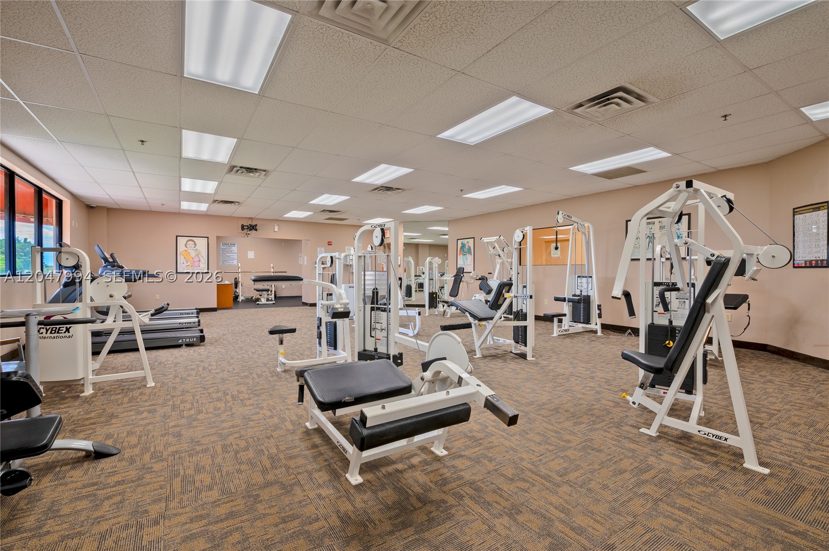 HOLLYBROOK GOLF - Residential