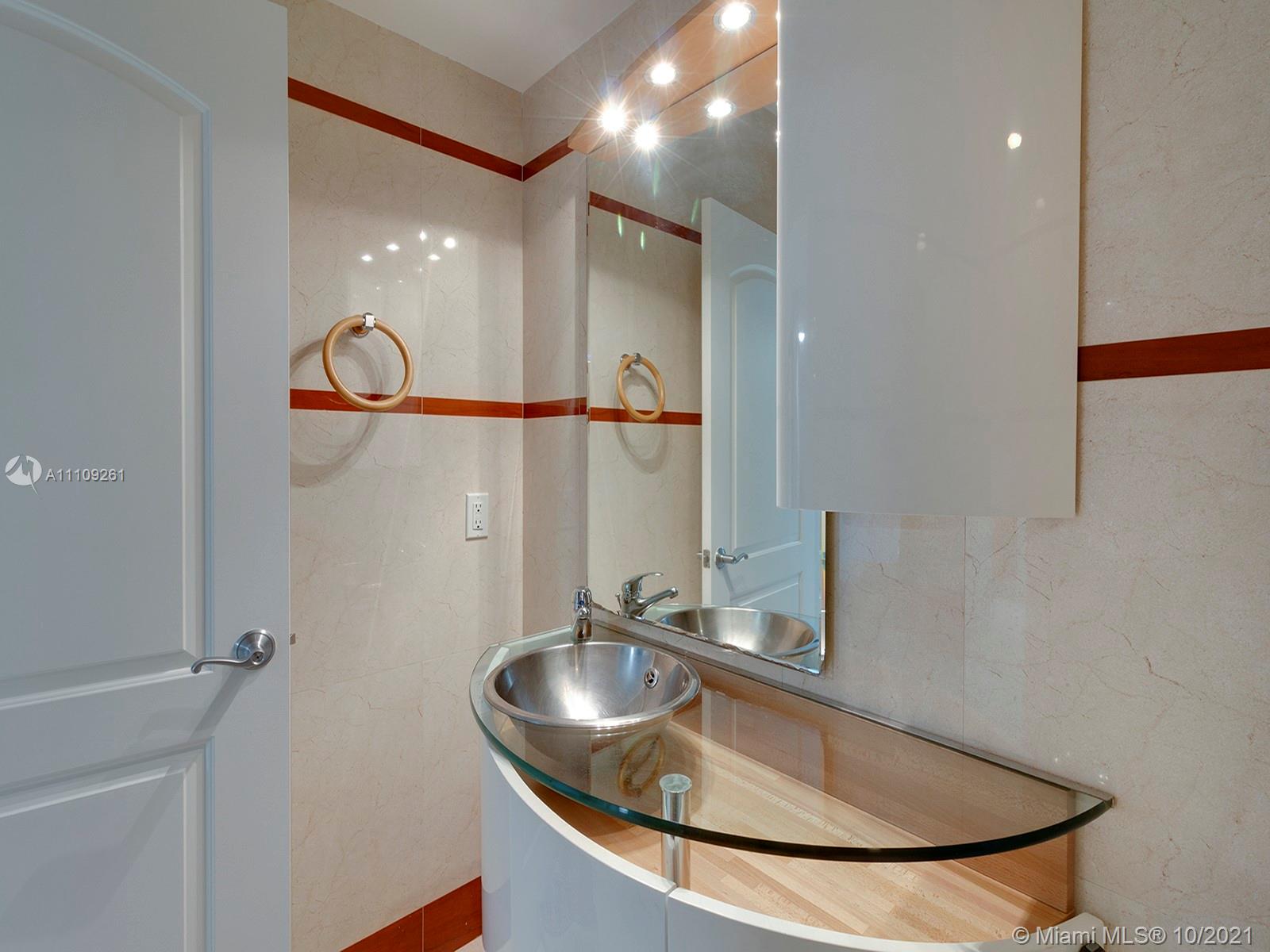 Cosmopolitan Towers - Residential Lease