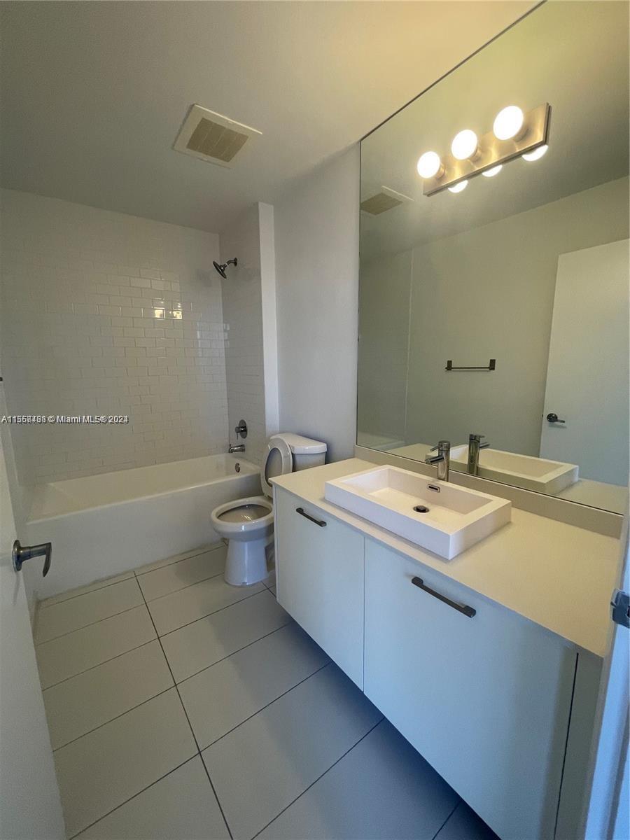 CENTRO CONDO - Residential