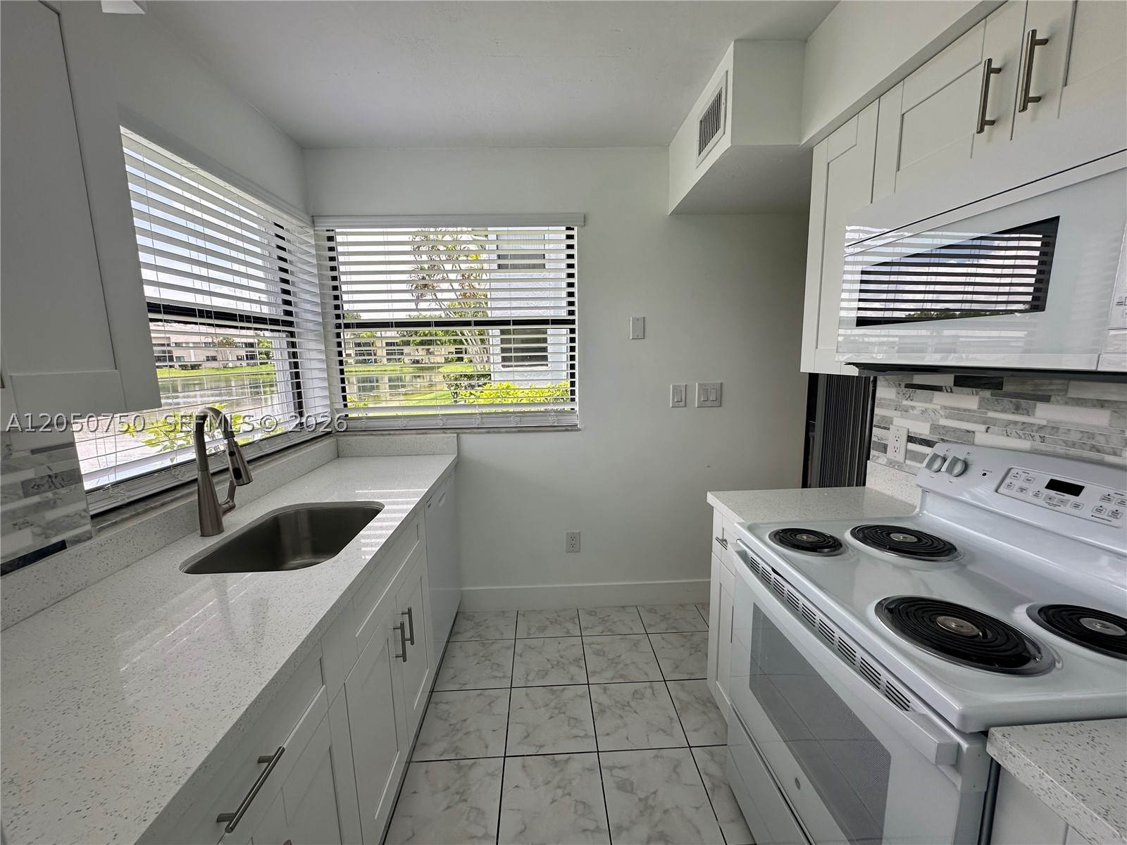 LAKESHORE CONDO I - Residential Lease
