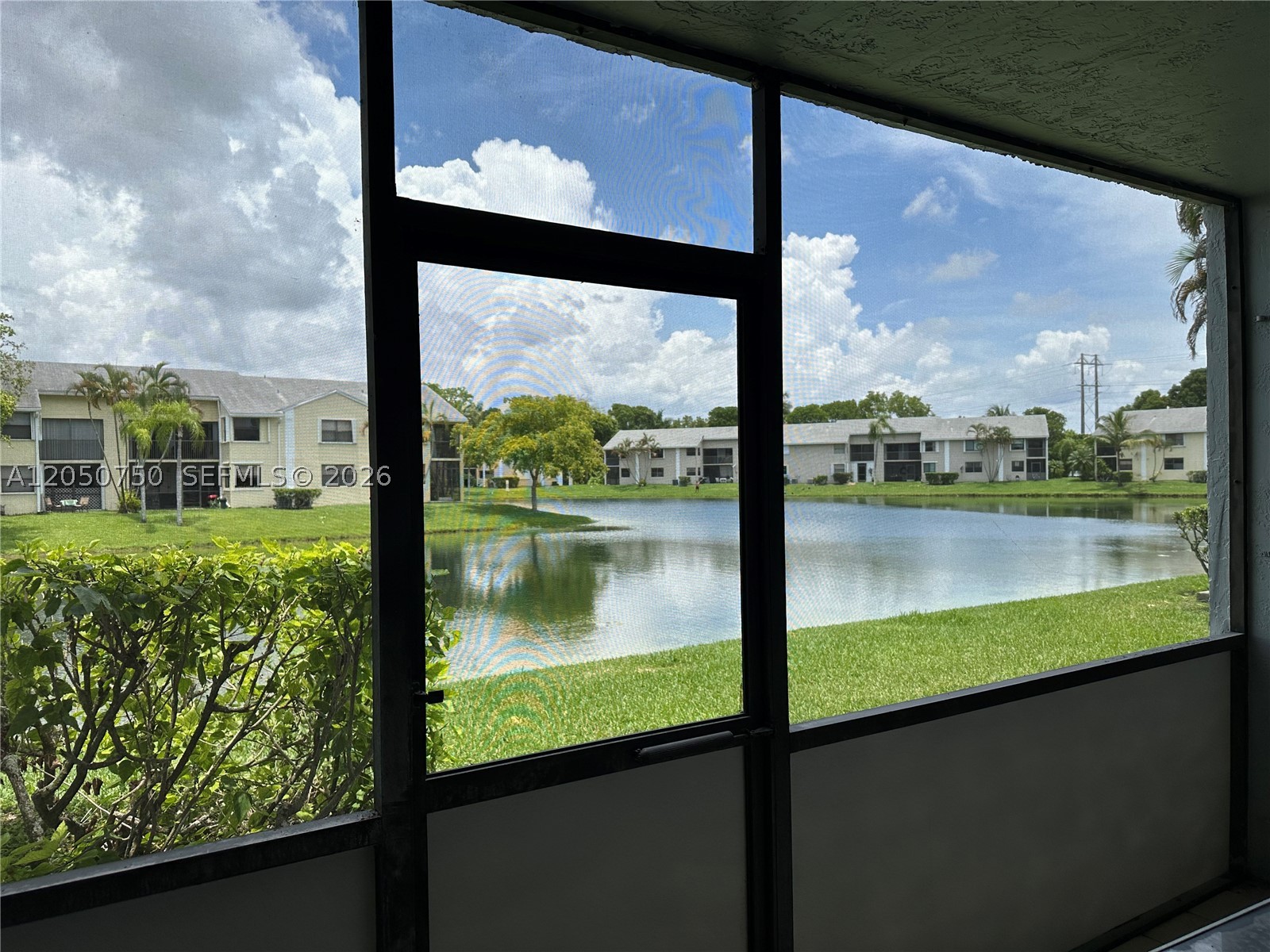 LAKESHORE CONDO I - Residential Lease