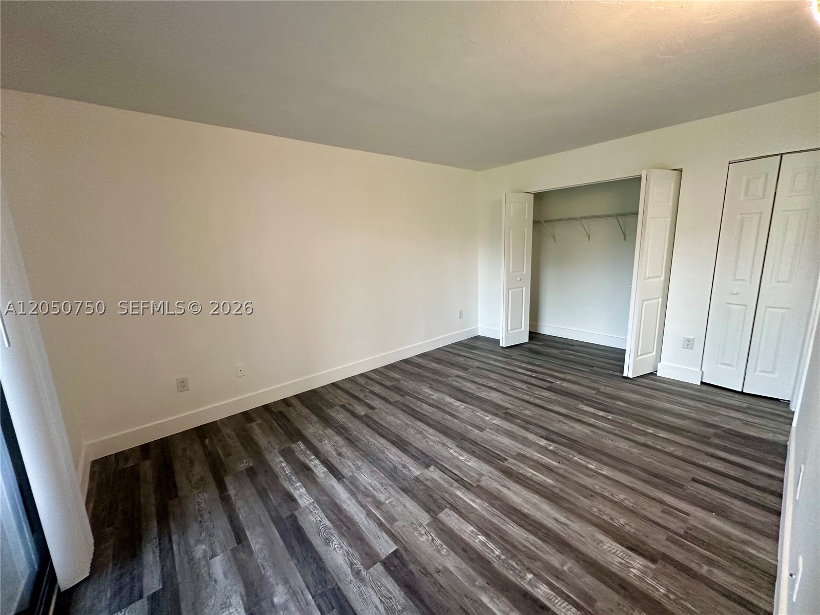 LAKESHORE CONDO I - Residential Lease