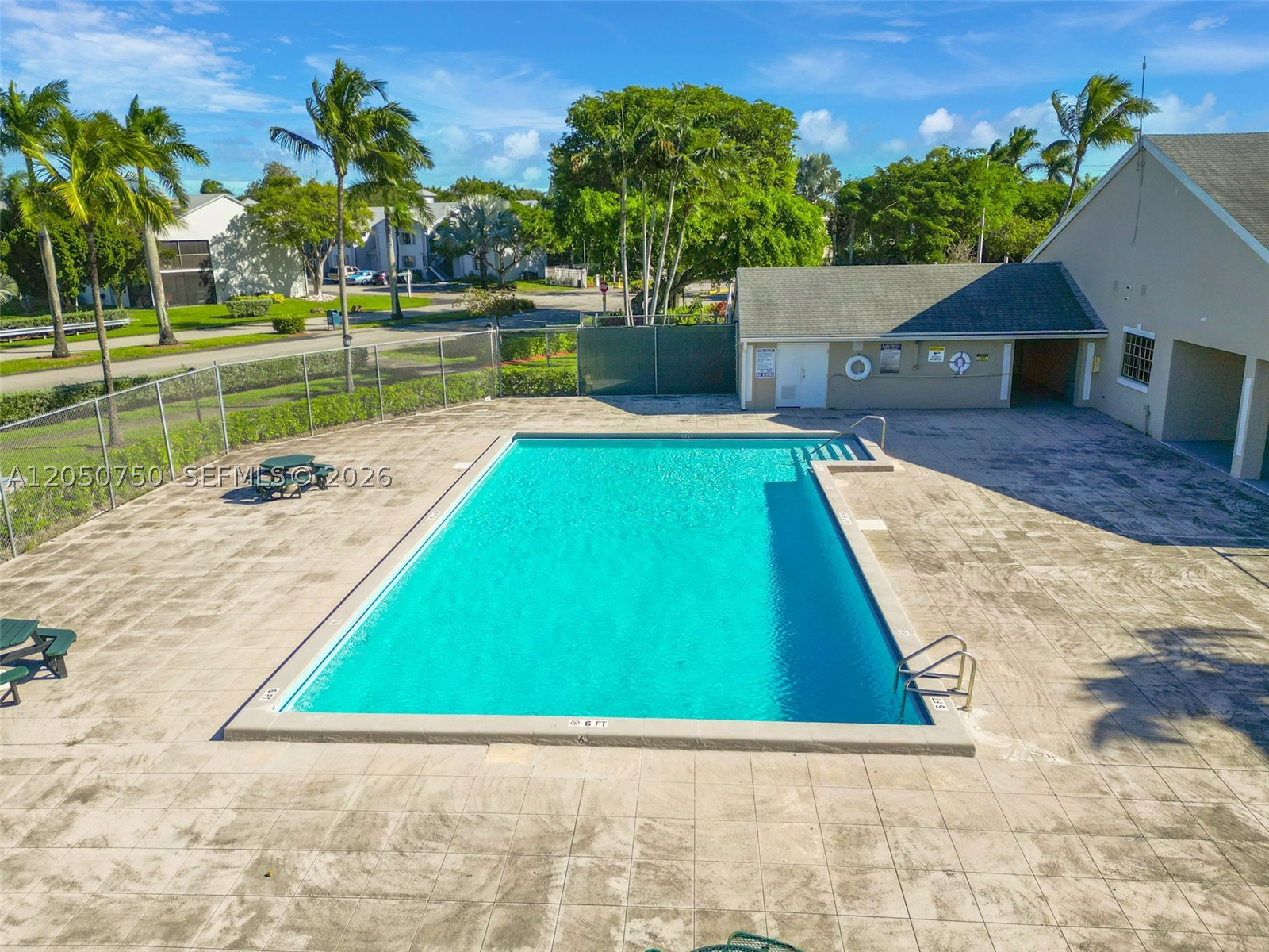 LAKESHORE CONDO I - Residential Lease