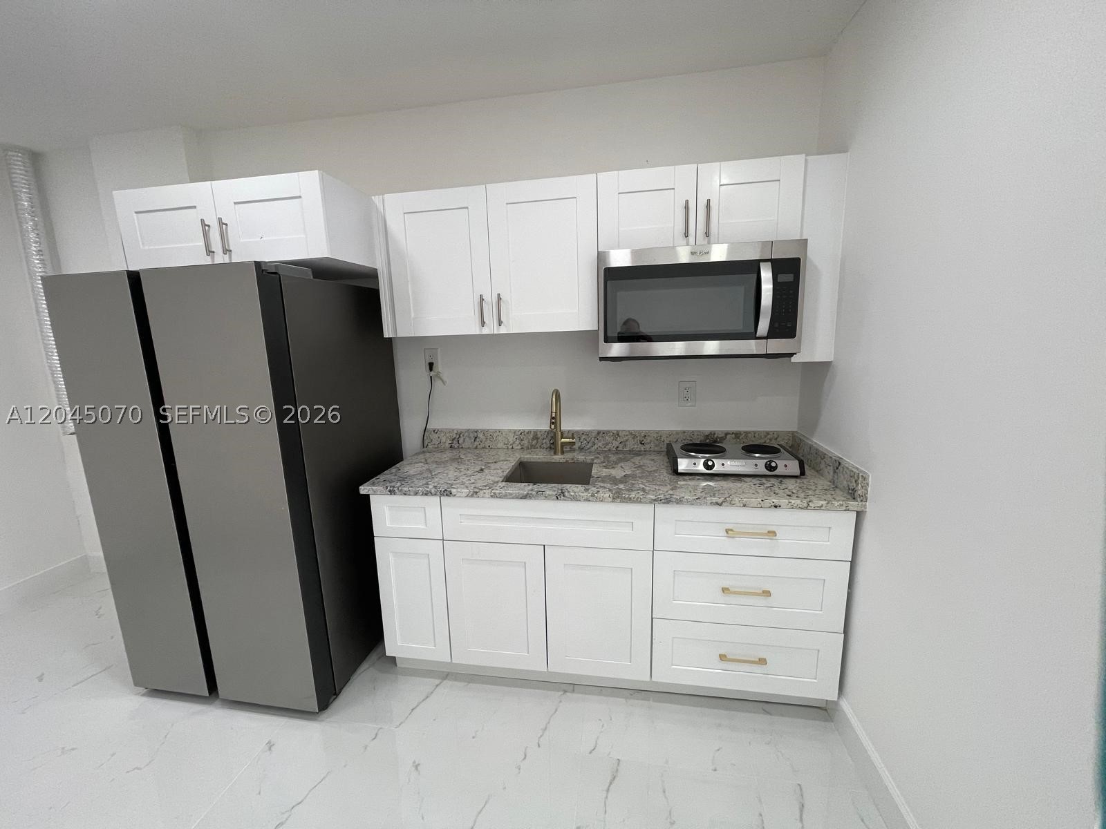 SHORELINE AT THE HAMMOCKS - Residential Lease