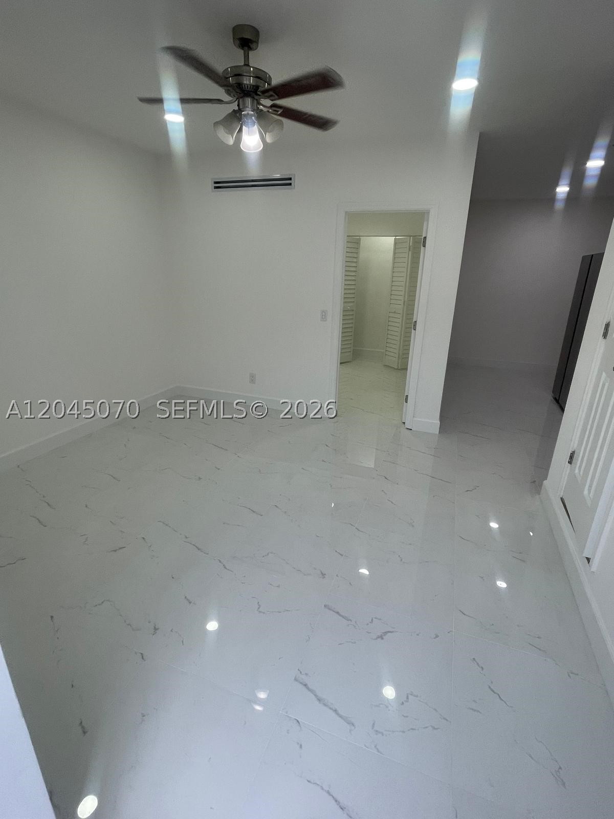 SHORELINE AT THE HAMMOCKS - Residential Lease