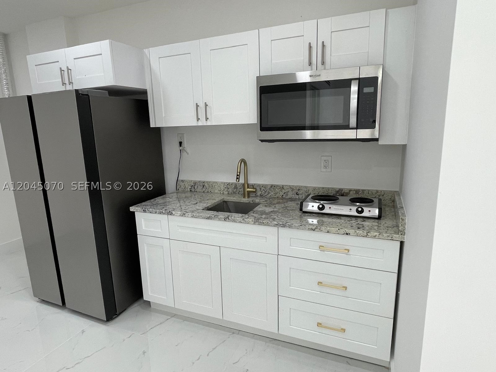 SHORELINE AT THE HAMMOCKS - Residential Lease