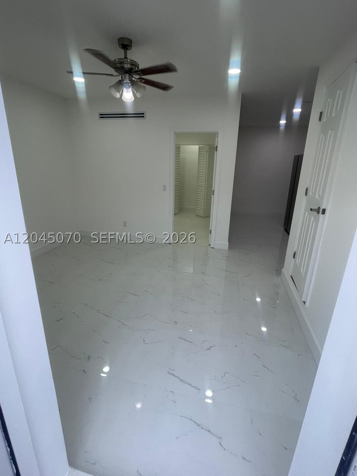 SHORELINE AT THE HAMMOCKS - Residential Lease
