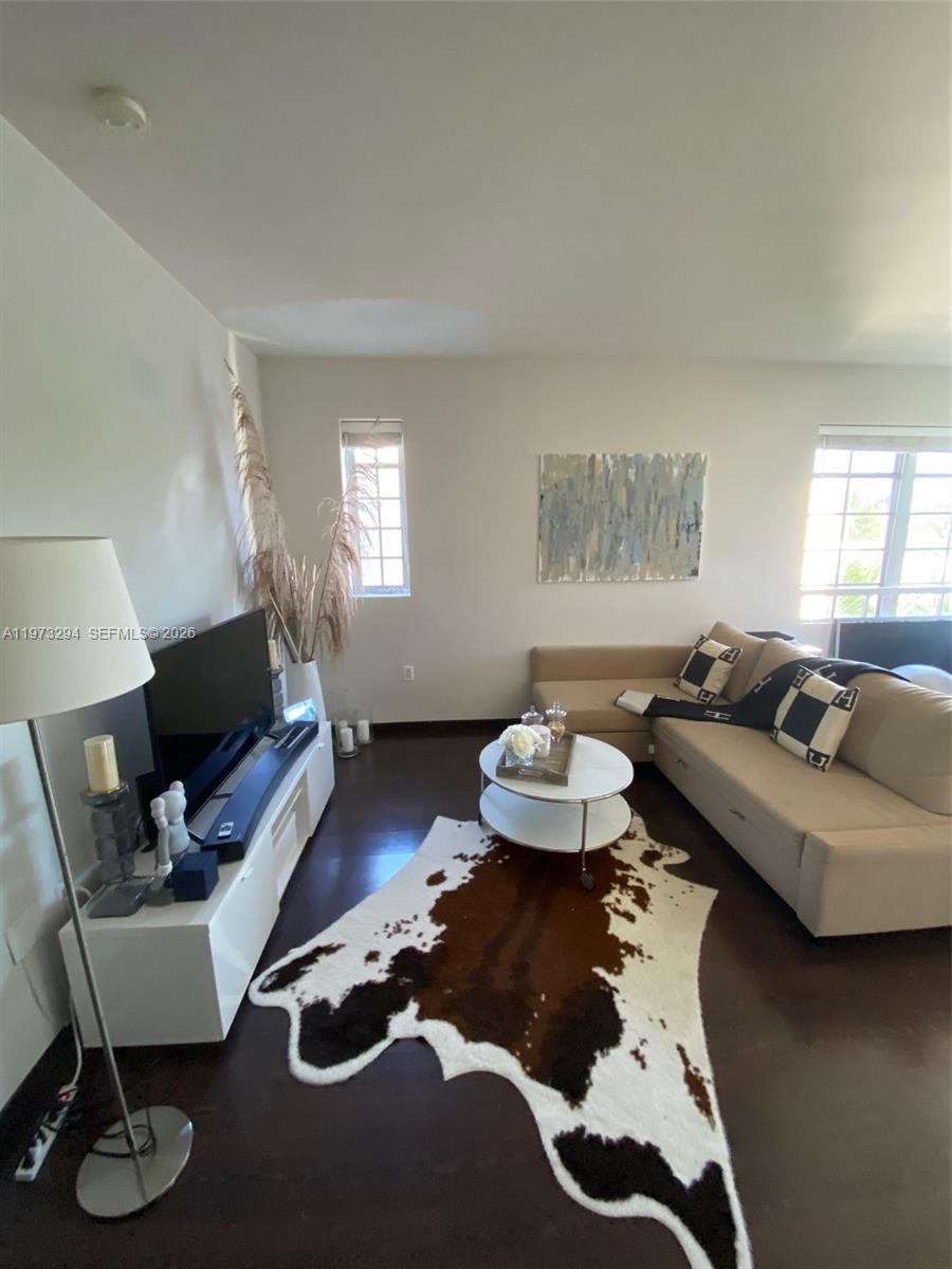 ARTECITY GOVERNOR CONDO - Residential
