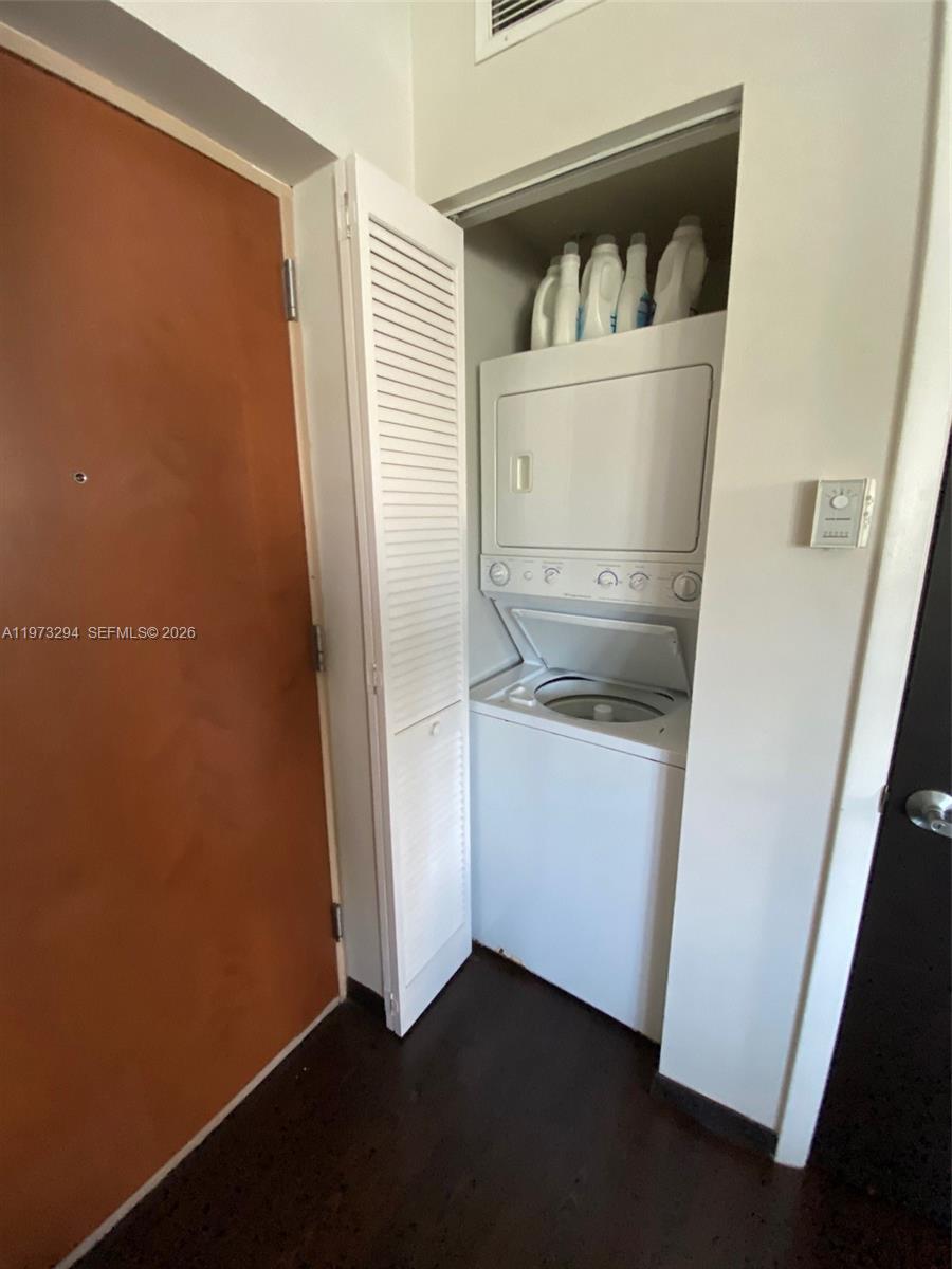 ARTECITY GOVERNOR CONDO - Residential