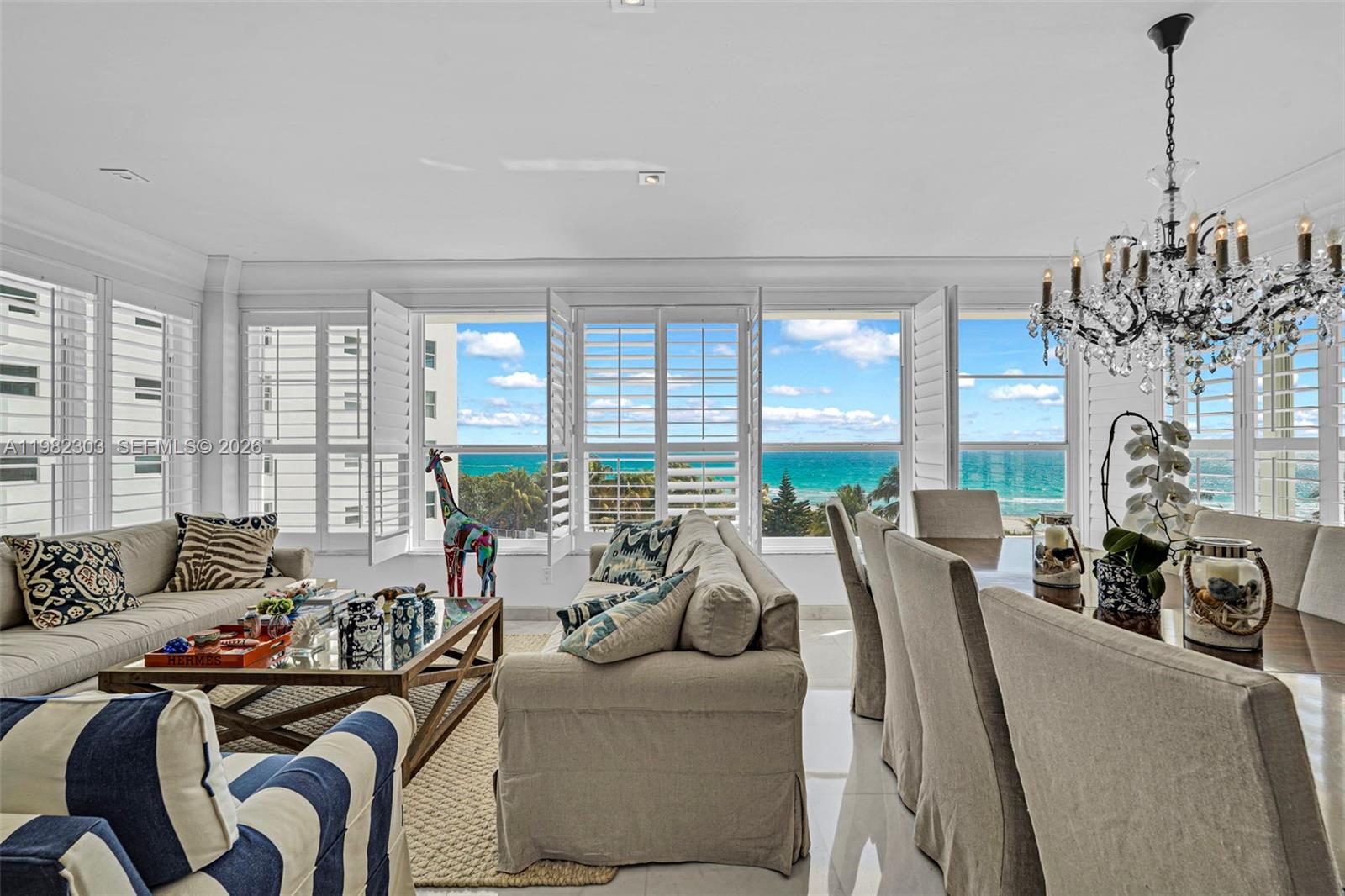 THE EXECUTIVE CONDO - Residential