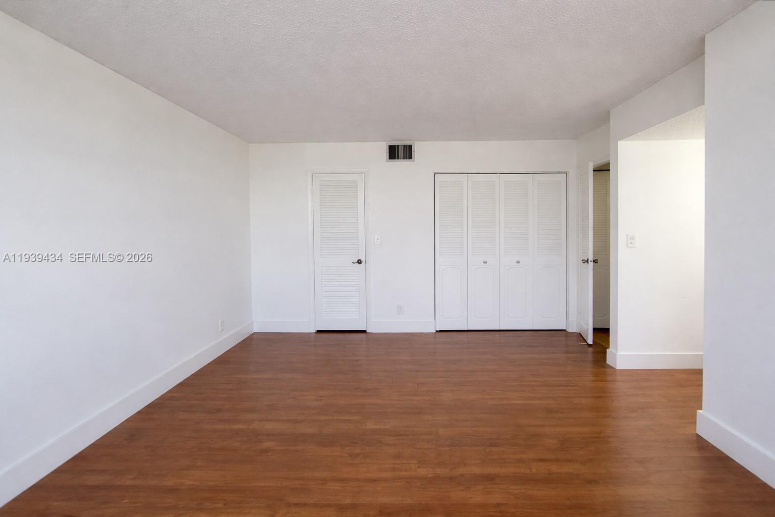 QUADOMAIN TOWER I AND IV - Residential Lease