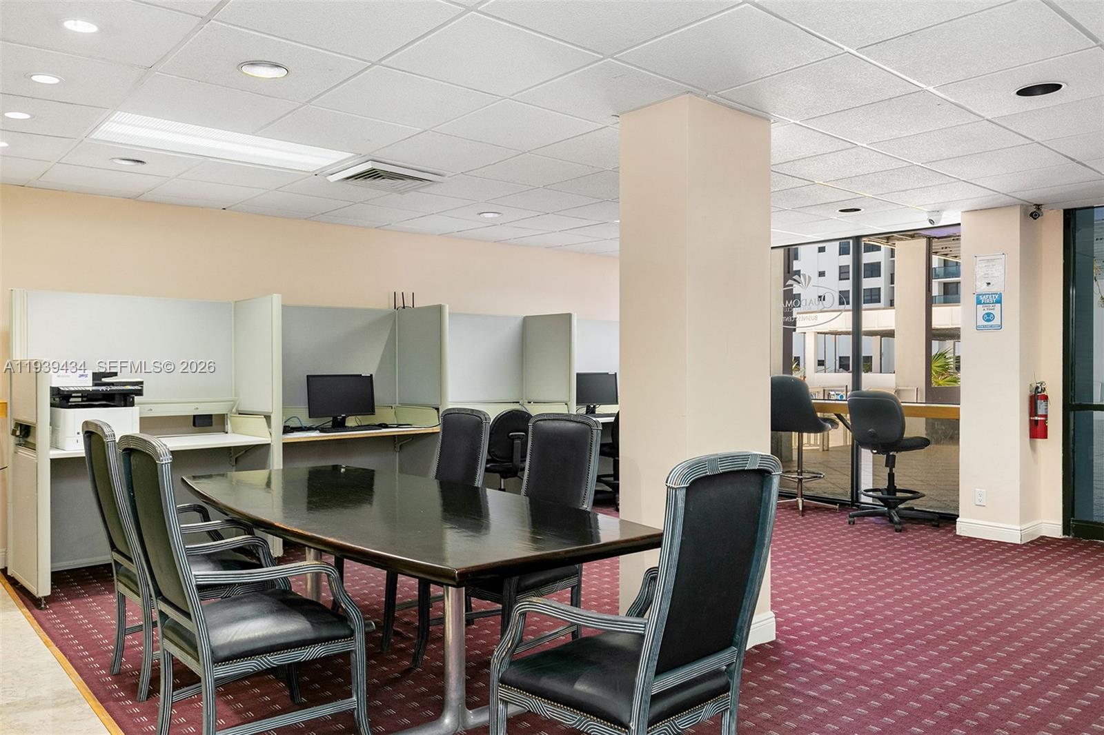 QUADOMAIN TOWER I AND IV - Residential Lease