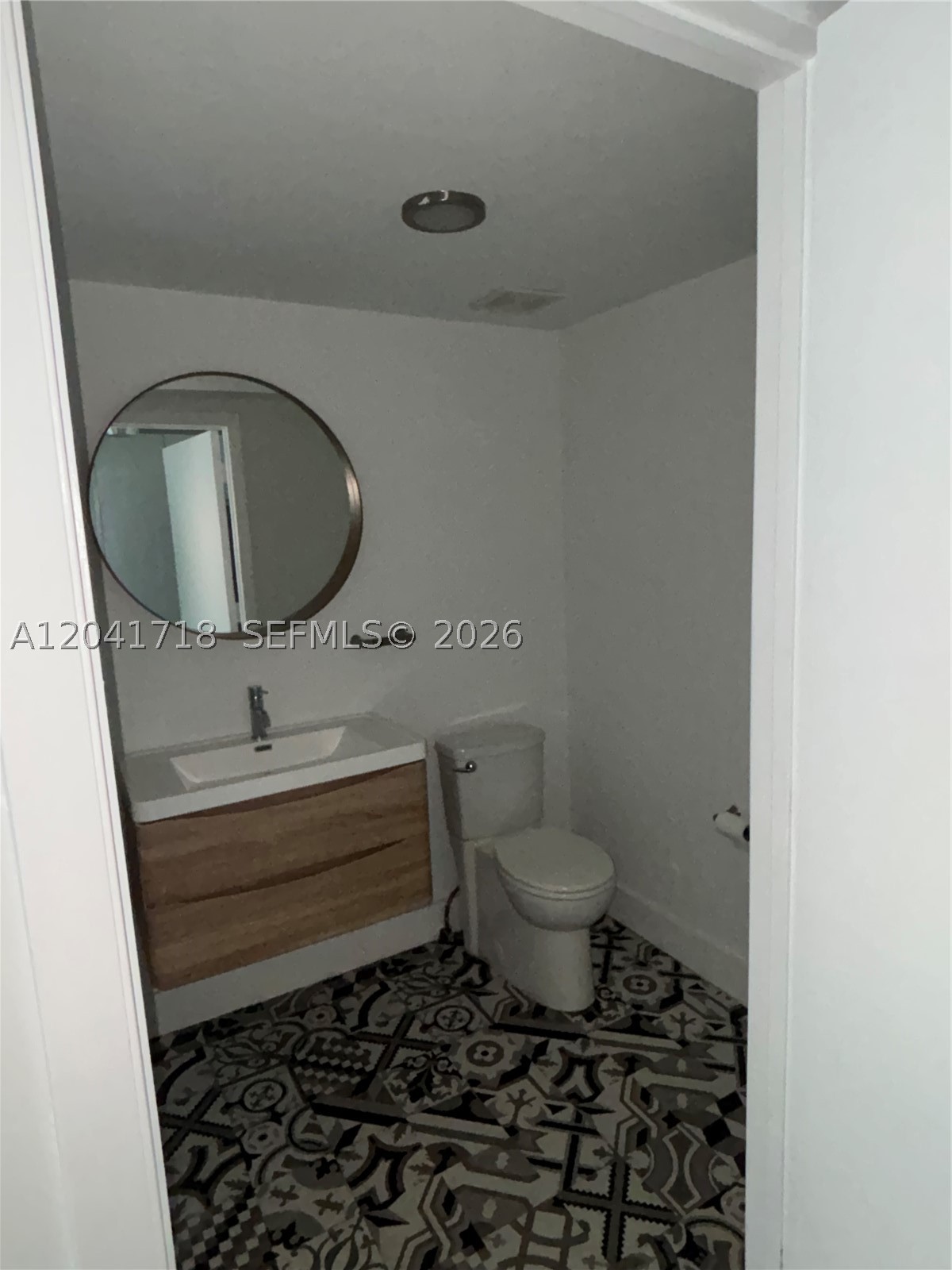 NEO VERTIKA CONDO - Residential Lease