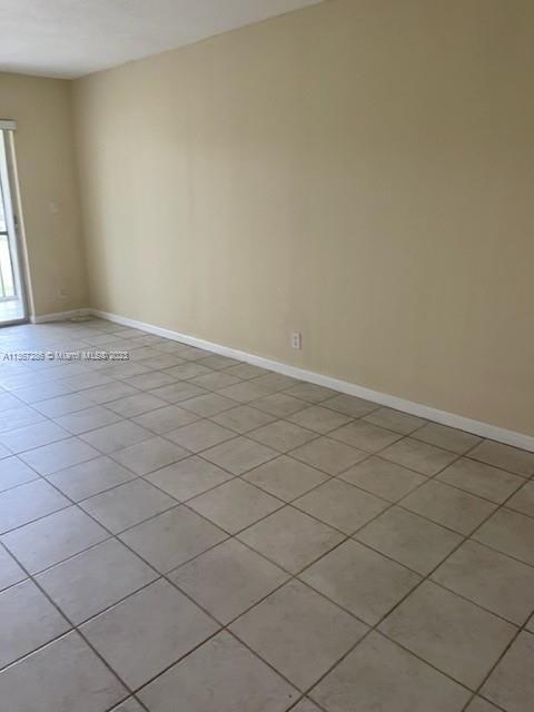 VERSAILLES GARDENS CONDO - Residential Lease