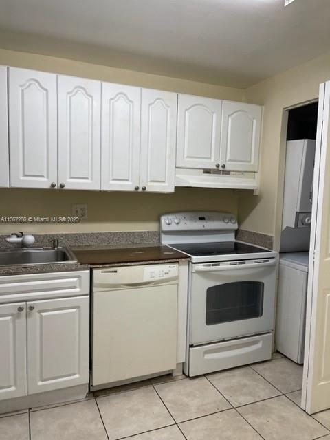 nice condo unit  ready to rent washer and dryer on unit 
just painted .