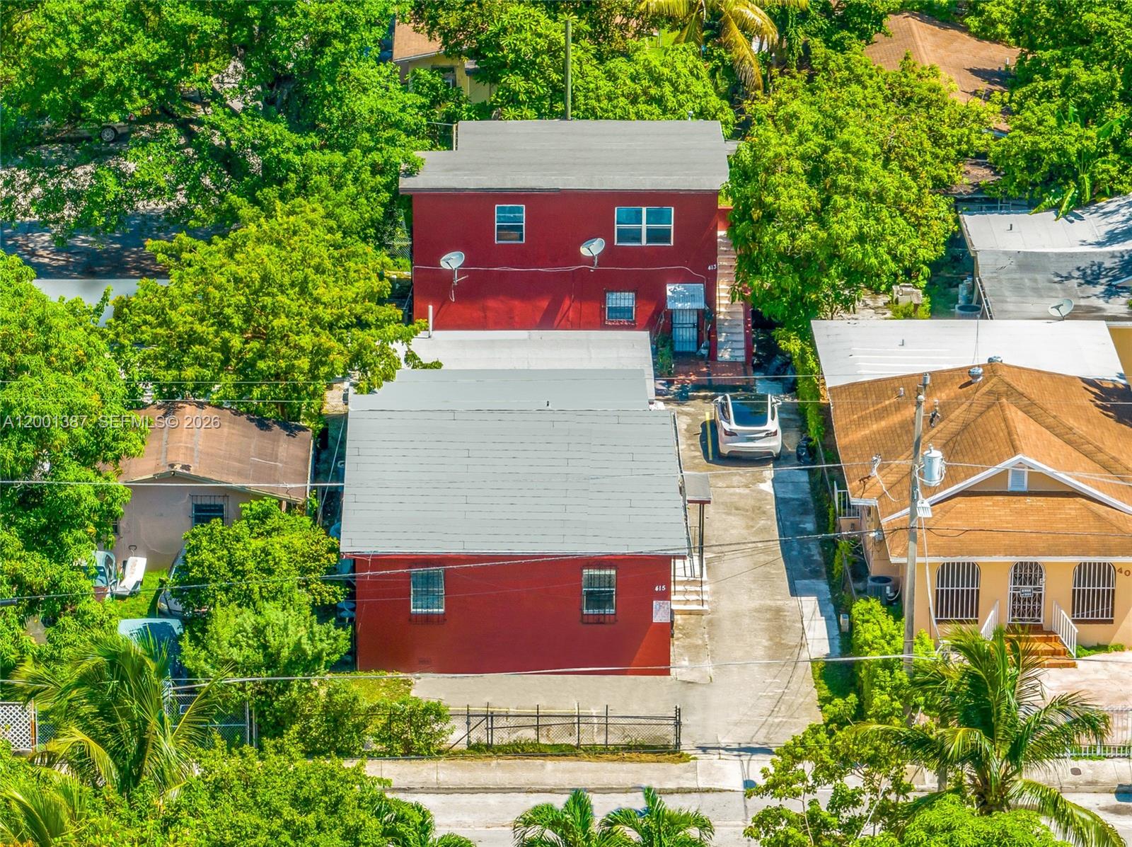 NORTHERN BLVD TRACK - Residential Lease
