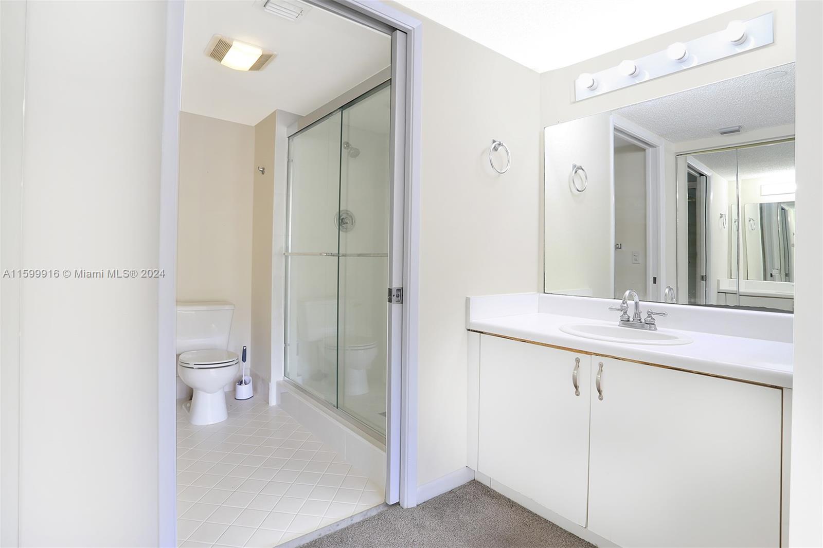SUFFOLK AT CENTURY VILLAG - Residential Lease