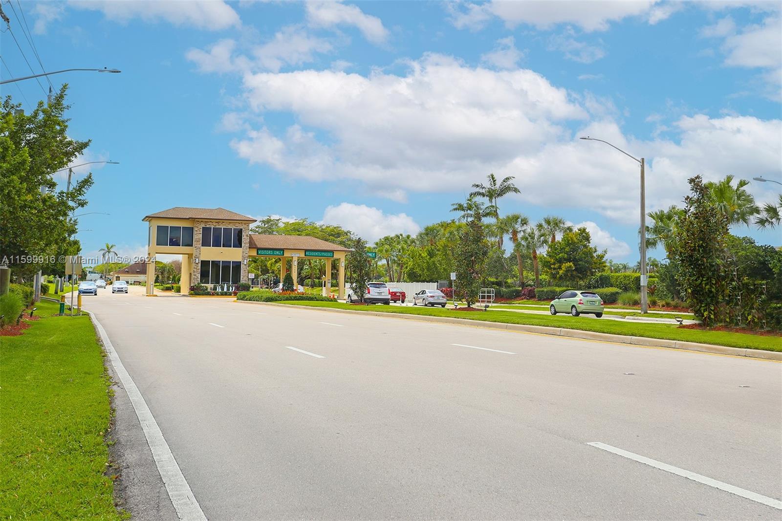 SUFFOLK AT CENTURY VILLAG - Residential Lease