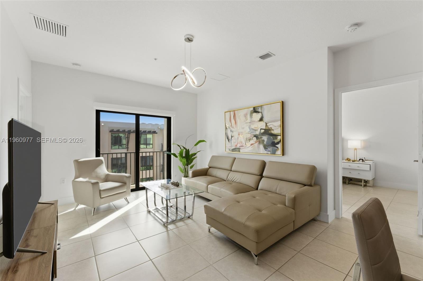 DOWNTOWN DORAL SOUTH PHAS - Residential