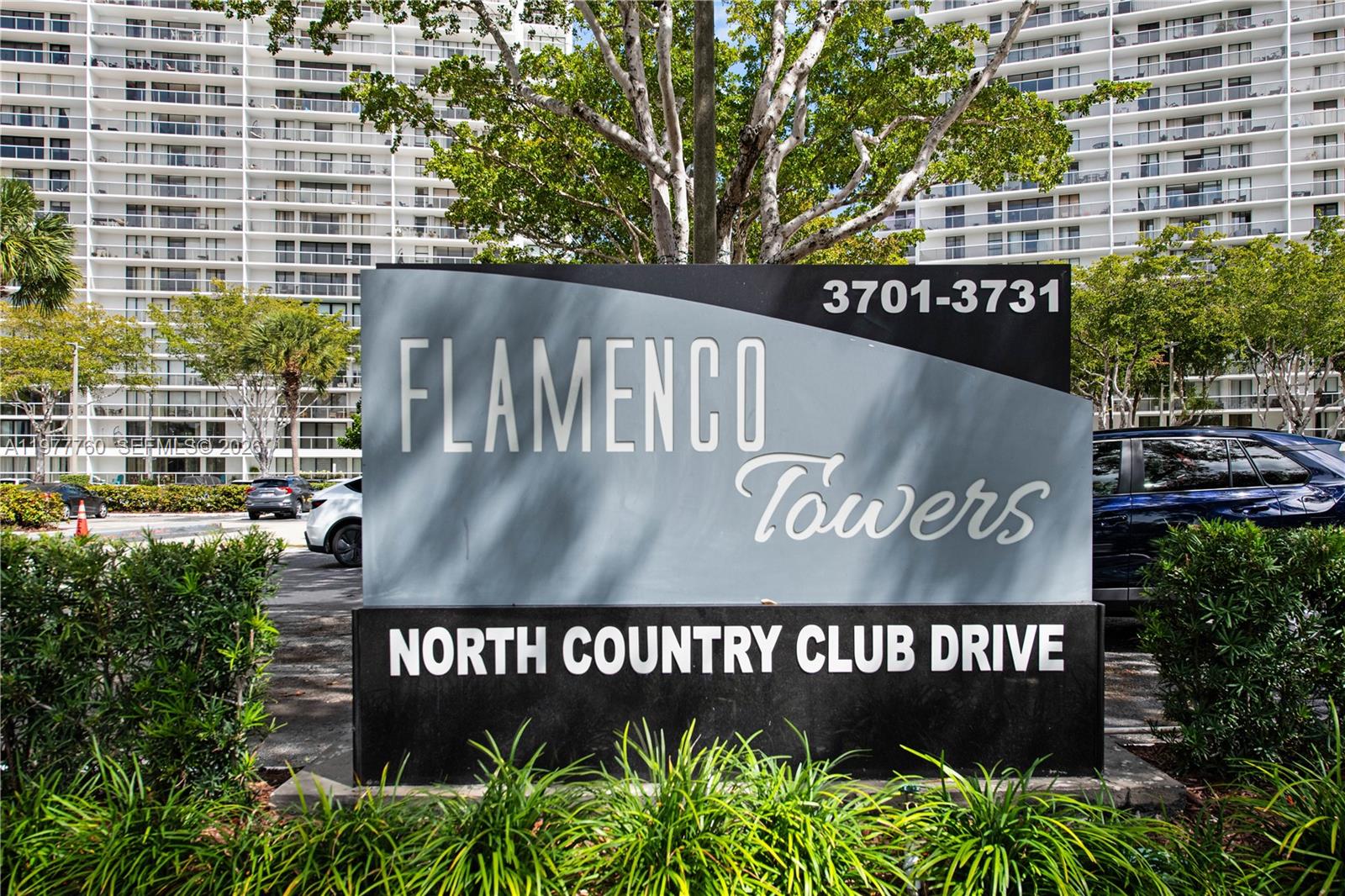 FLAMENCO CONDO TOWER I - Residential