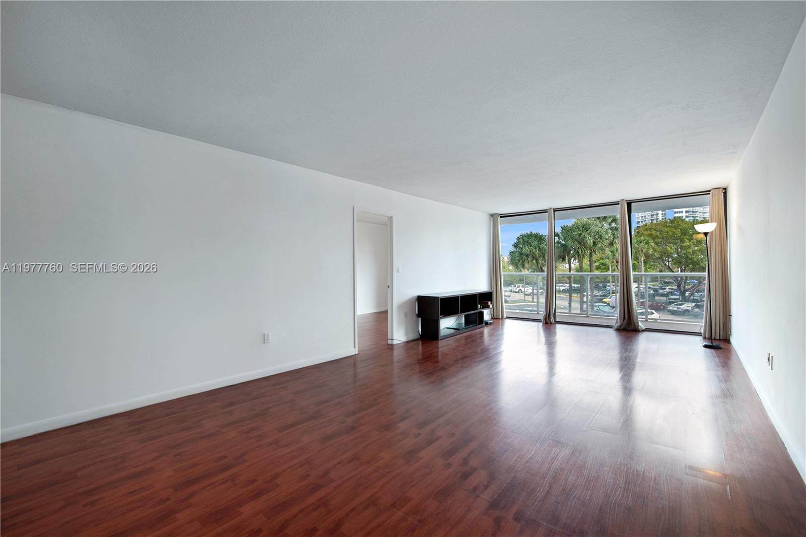 FLAMENCO CONDO TOWER I - Residential
