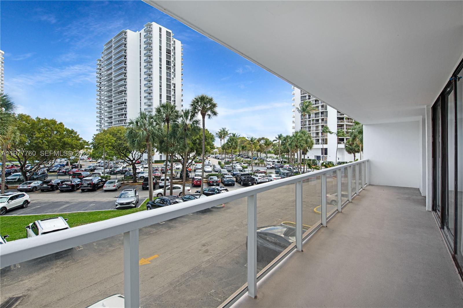 FLAMENCO CONDO TOWER I - Residential