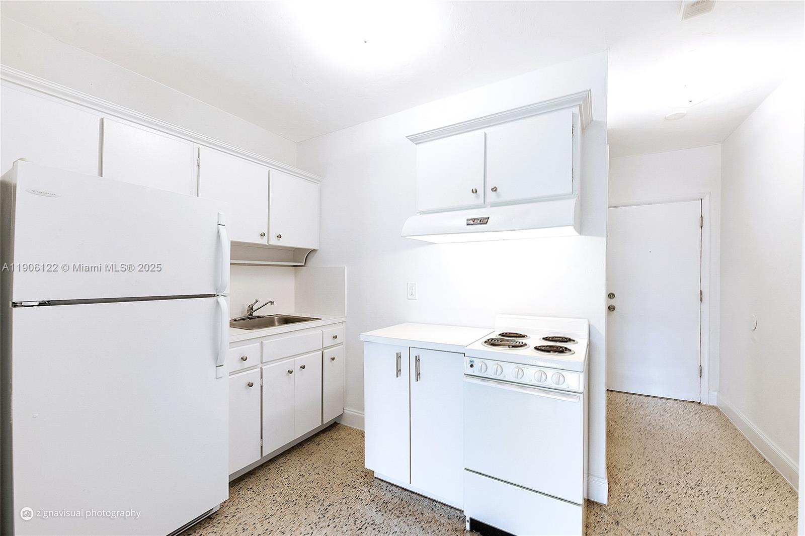 CORAL GABLES DOUGLAS SEC - Residential Lease
