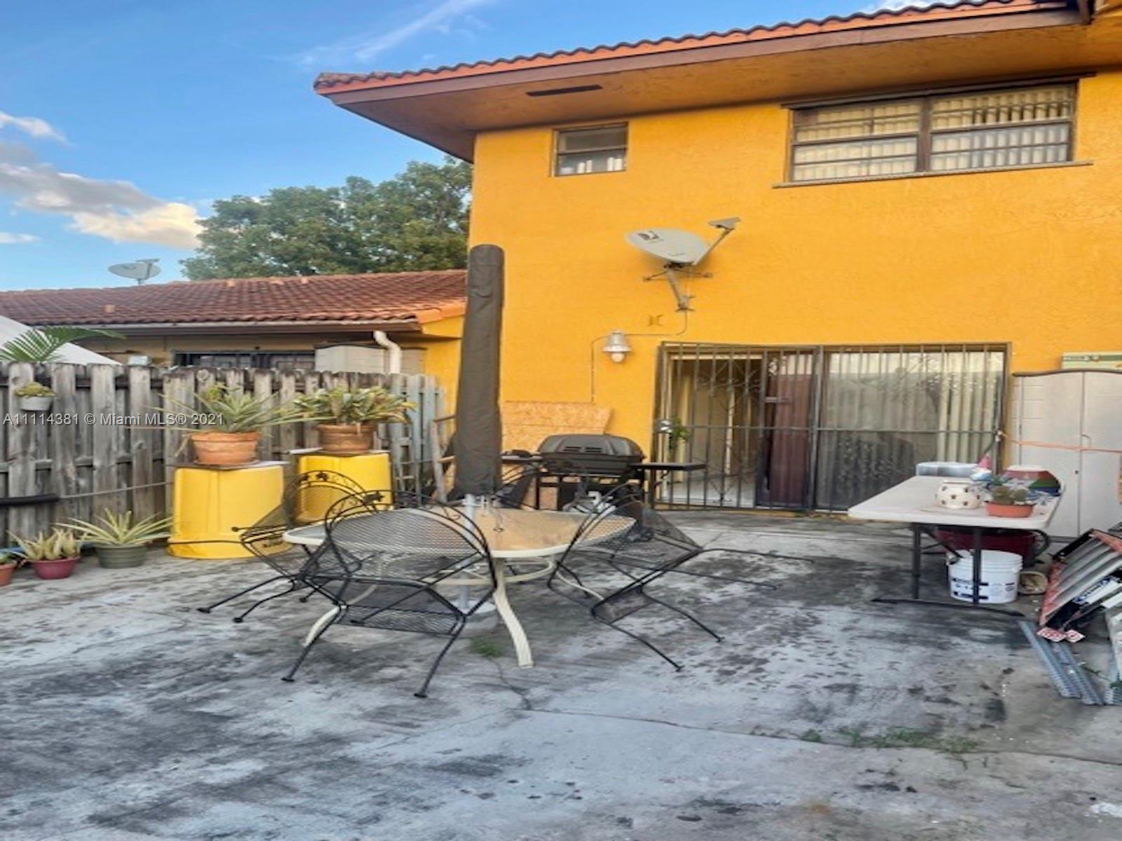 PATIO GRANDE TOWNHOMES CO - Residential