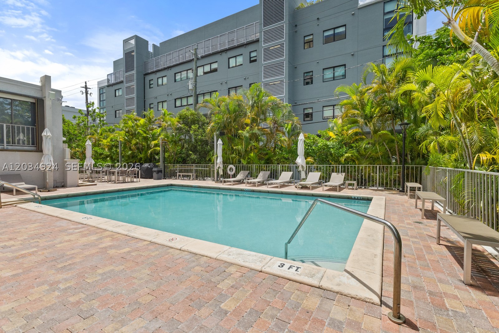 KEY BISC AMBASSADOR CONDO - Residential Lease