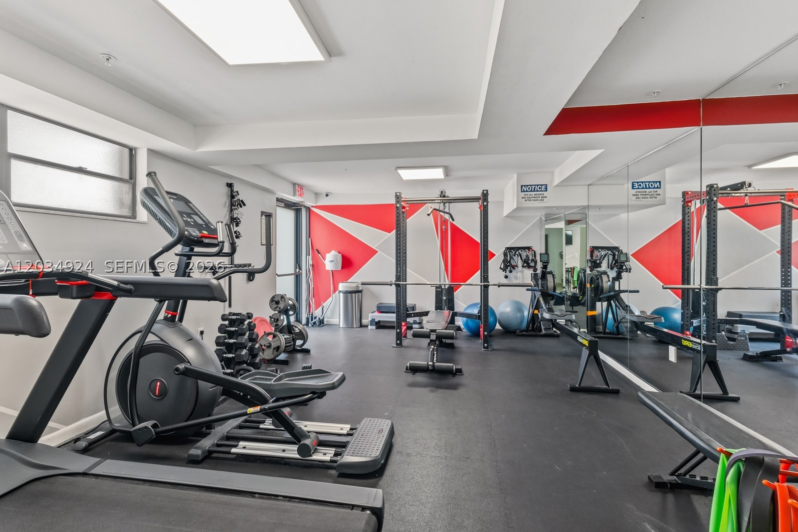 KEY BISC AMBASSADOR CONDO - Residential Lease