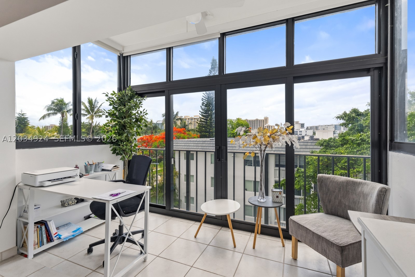 KEY BISC AMBASSADOR CONDO - Residential Lease