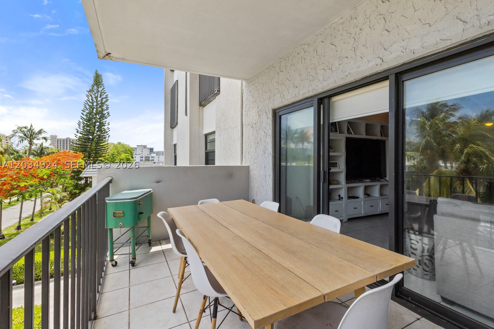 KEY BISC AMBASSADOR CONDO - Residential Lease