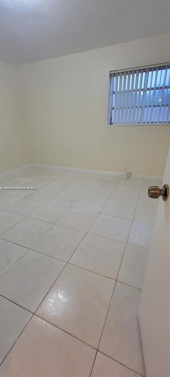 SUTTON HOUSE CONDO - Residential Lease