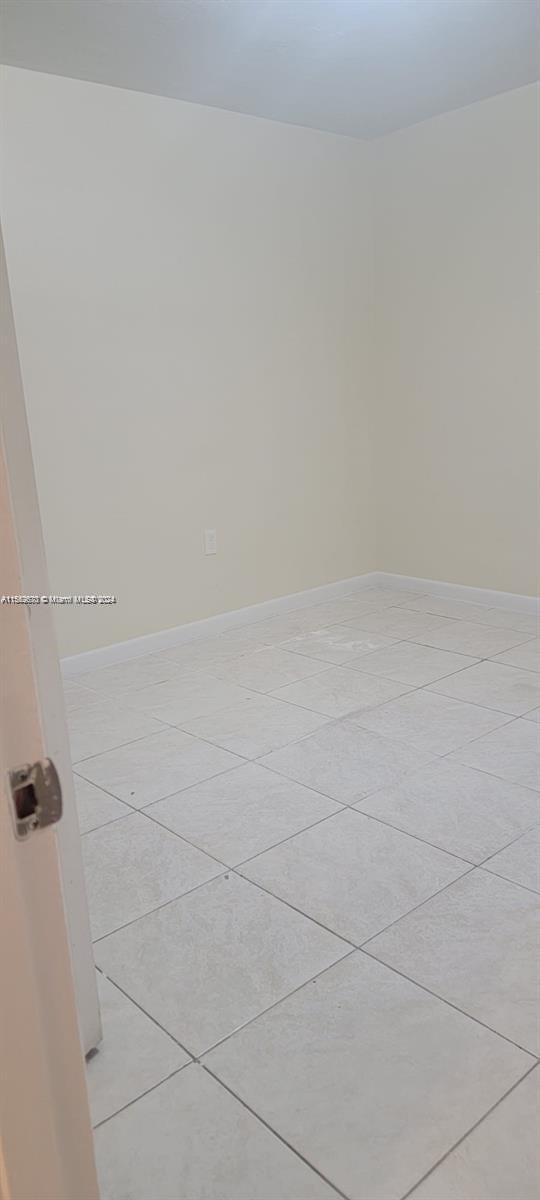 SUTTON HOUSE CONDO - Residential Lease