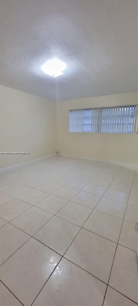 SUTTON HOUSE CONDO - Residential Lease