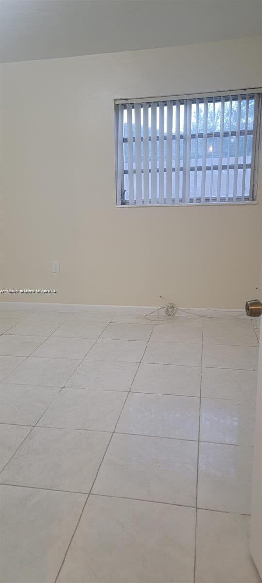SUTTON HOUSE CONDO - Residential Lease