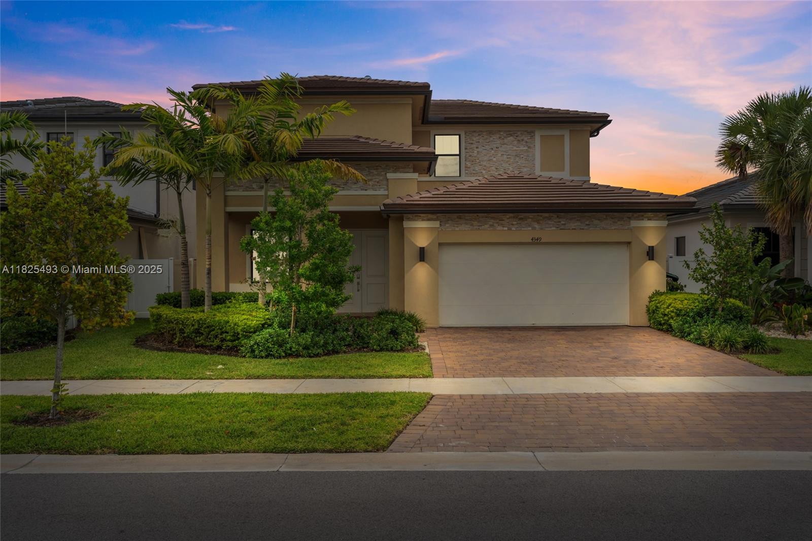 TUSCAN ISLES - Residential