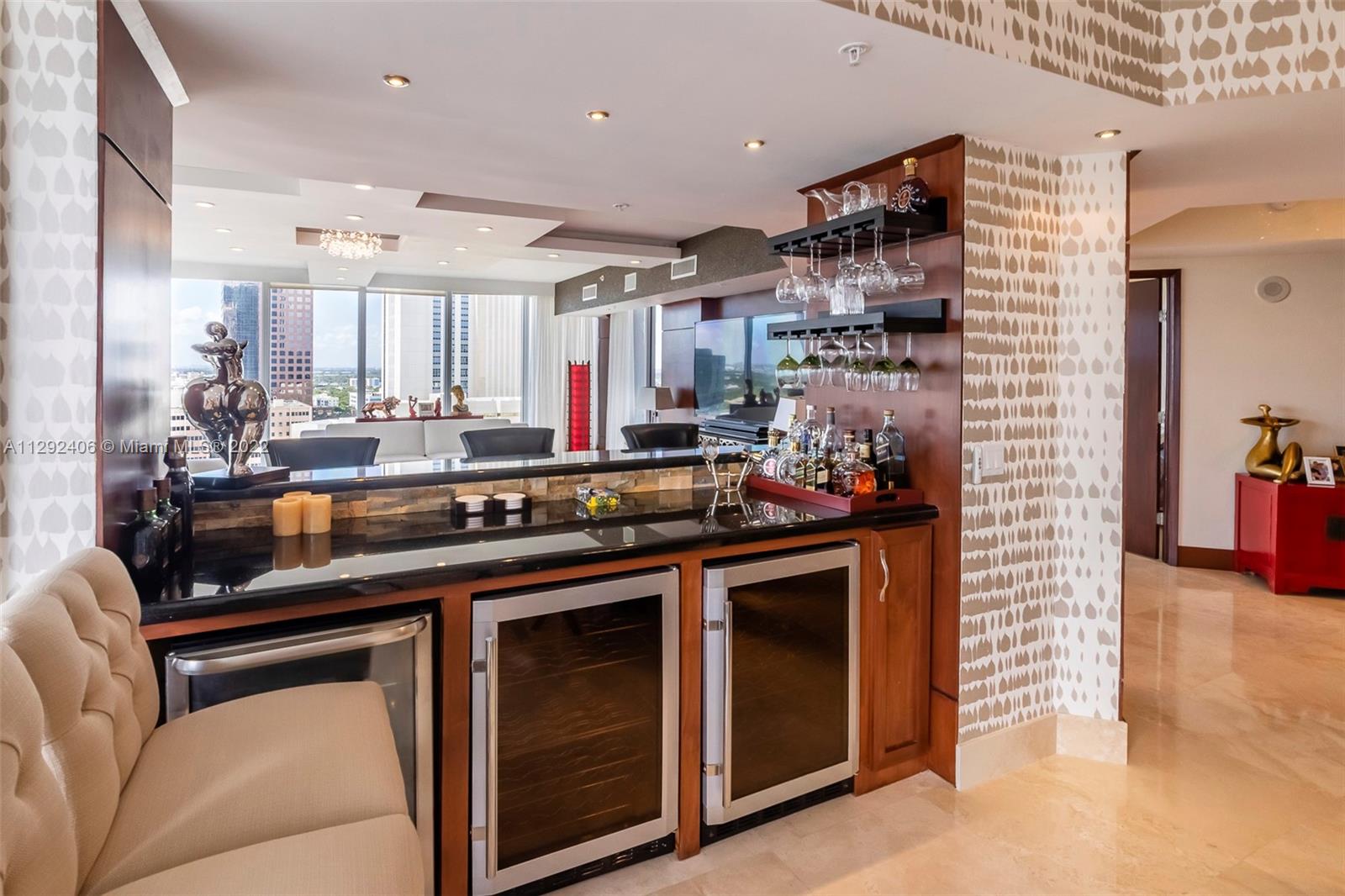 LAS OLAS RIVER HOUSE COND - Residential