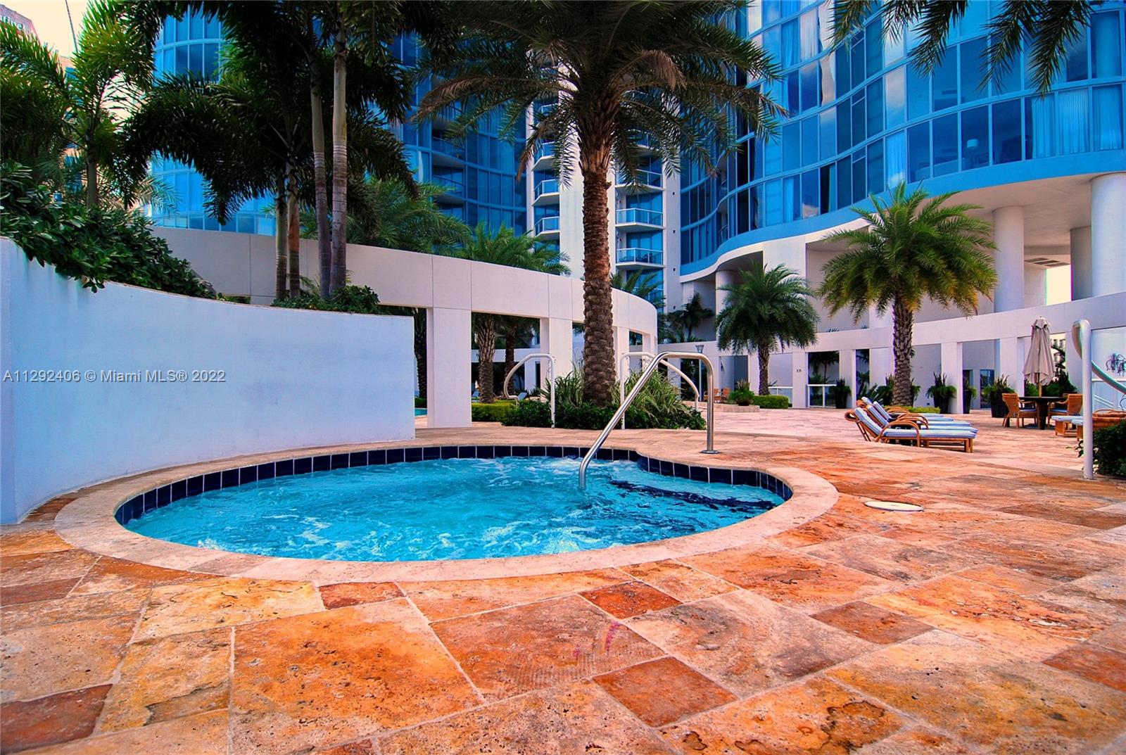 LAS OLAS RIVER HOUSE COND - Residential