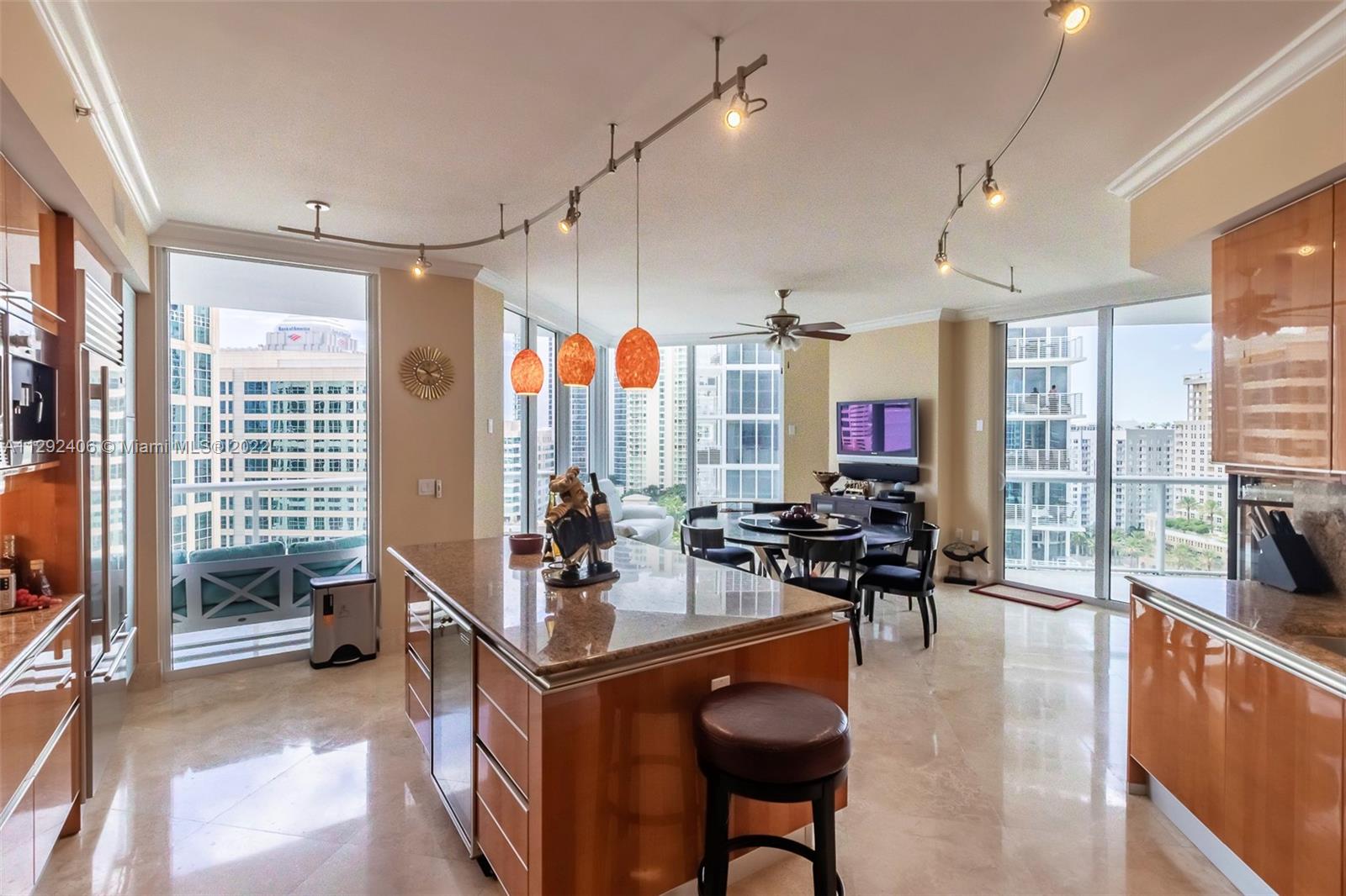 LAS OLAS RIVER HOUSE COND - Residential