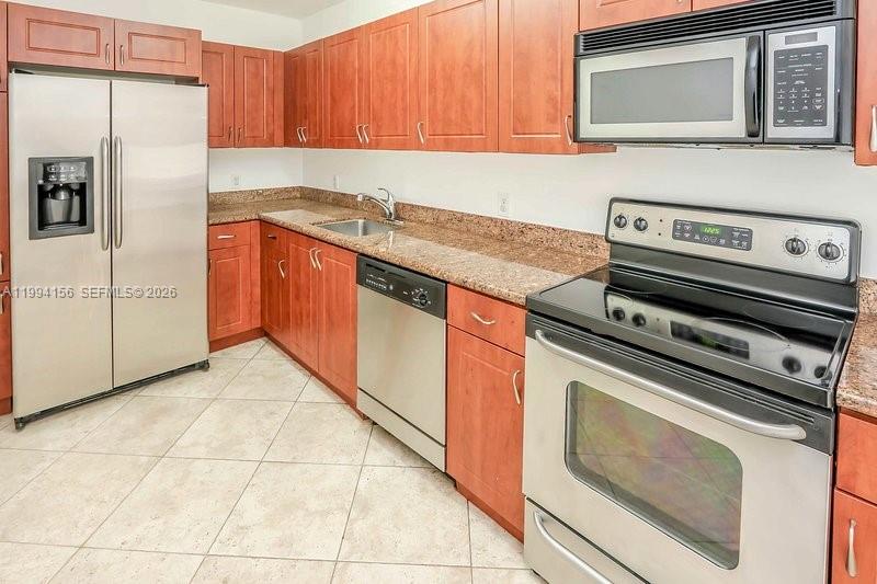 401 BLU OF NORTH BEACH CO - Residential