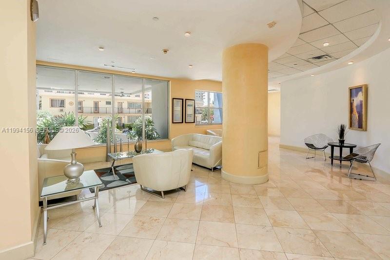 401 BLU OF NORTH BEACH CO - Residential