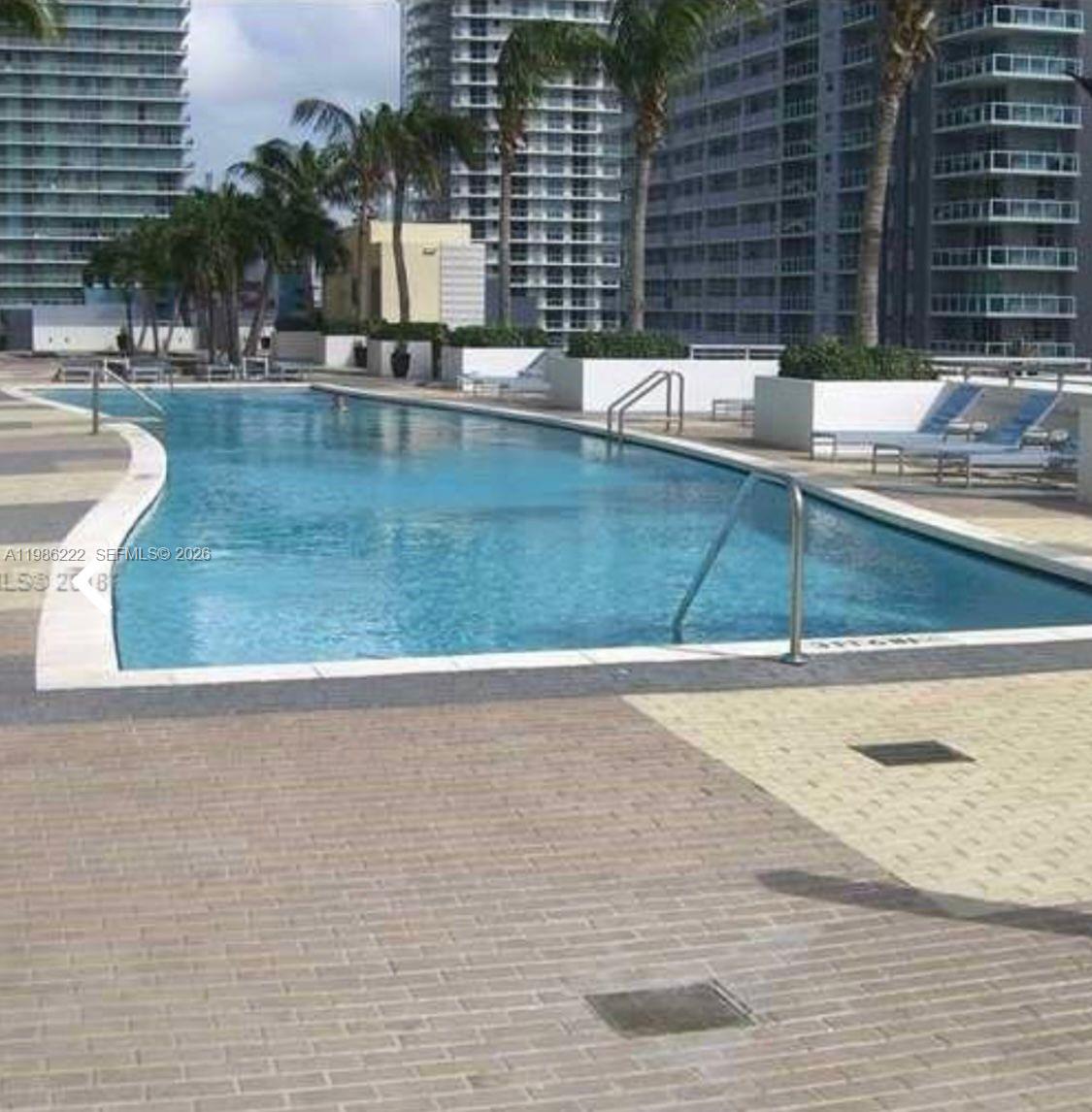 INFINITY AT BRICKELL COND - Residential