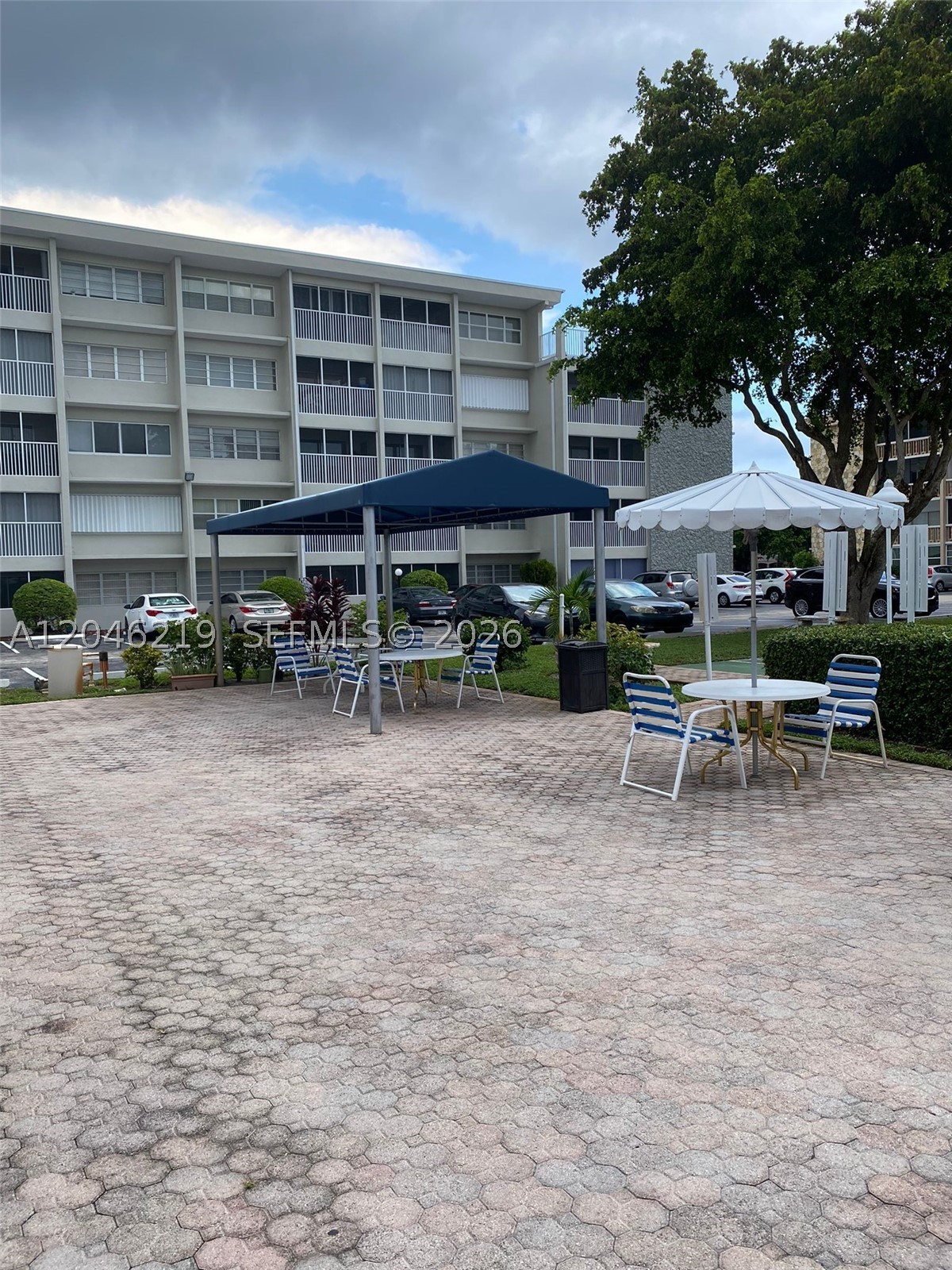 THIRD GULFSTREAM GARDEN - Residential Lease