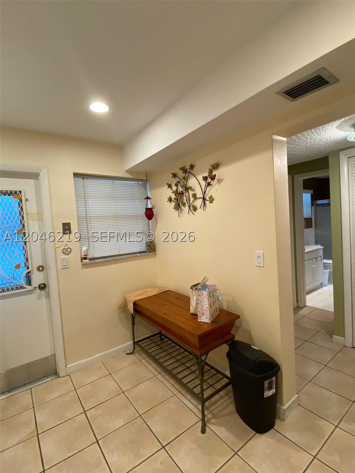 THIRD GULFSTREAM GARDEN - Residential Lease